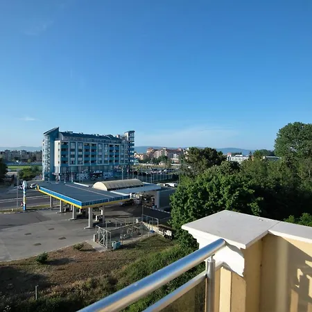 Modern Spacious 1bd For Two In By Flat Mаnаger Nesebăr