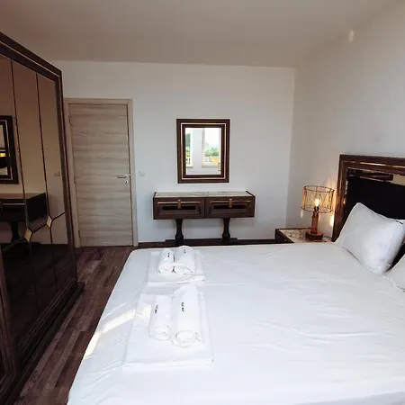 Modern Spacious 1bd For Two In By Flat Mаnаger شقة نيسيبار