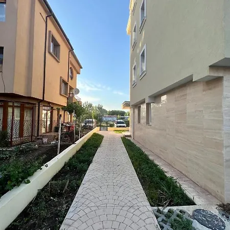 Modern Spacious 1bd For Two In By Flat Mаnаger Lejlighed