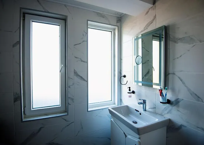 Апартамент Modern Spacious 1bd For Two In By Flat Mаnаger